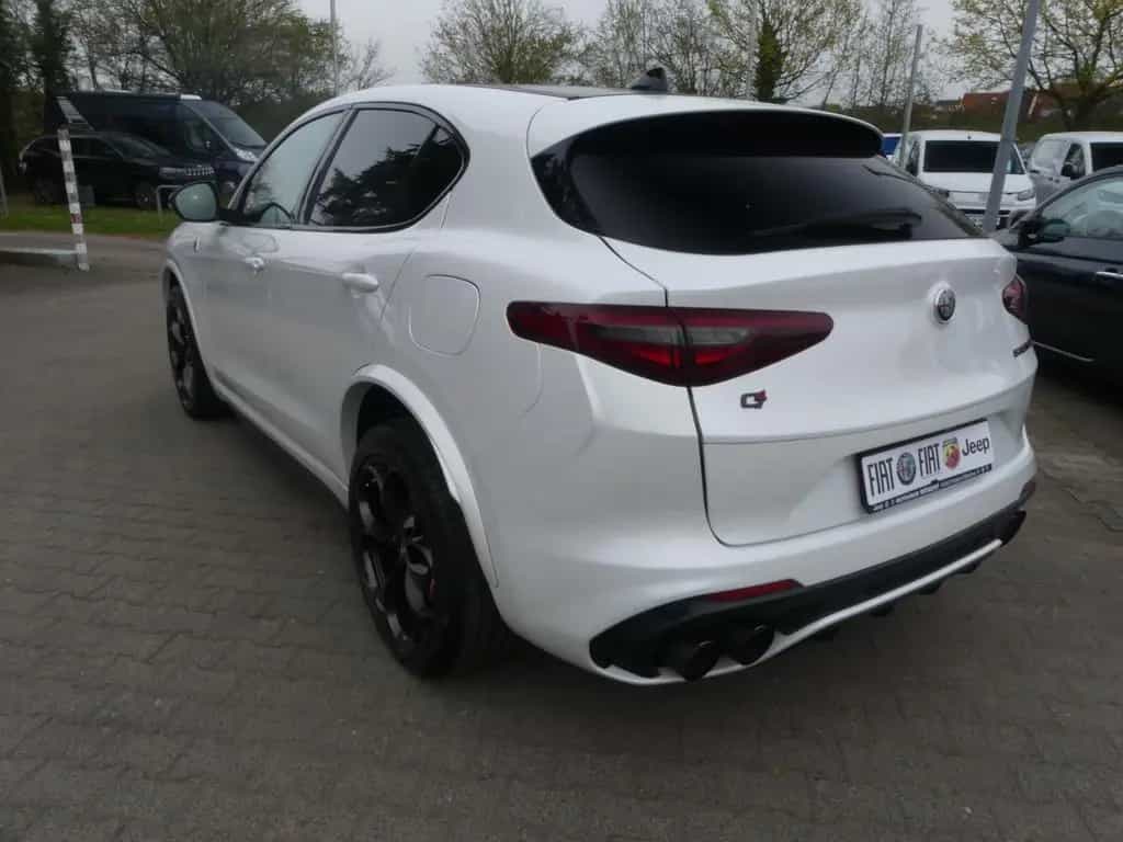 Alfa Romeo Stelvio QUADRIFOGLIO Q4 2.9 BITURBO 510PS PANO H 07/2019-photo-4
