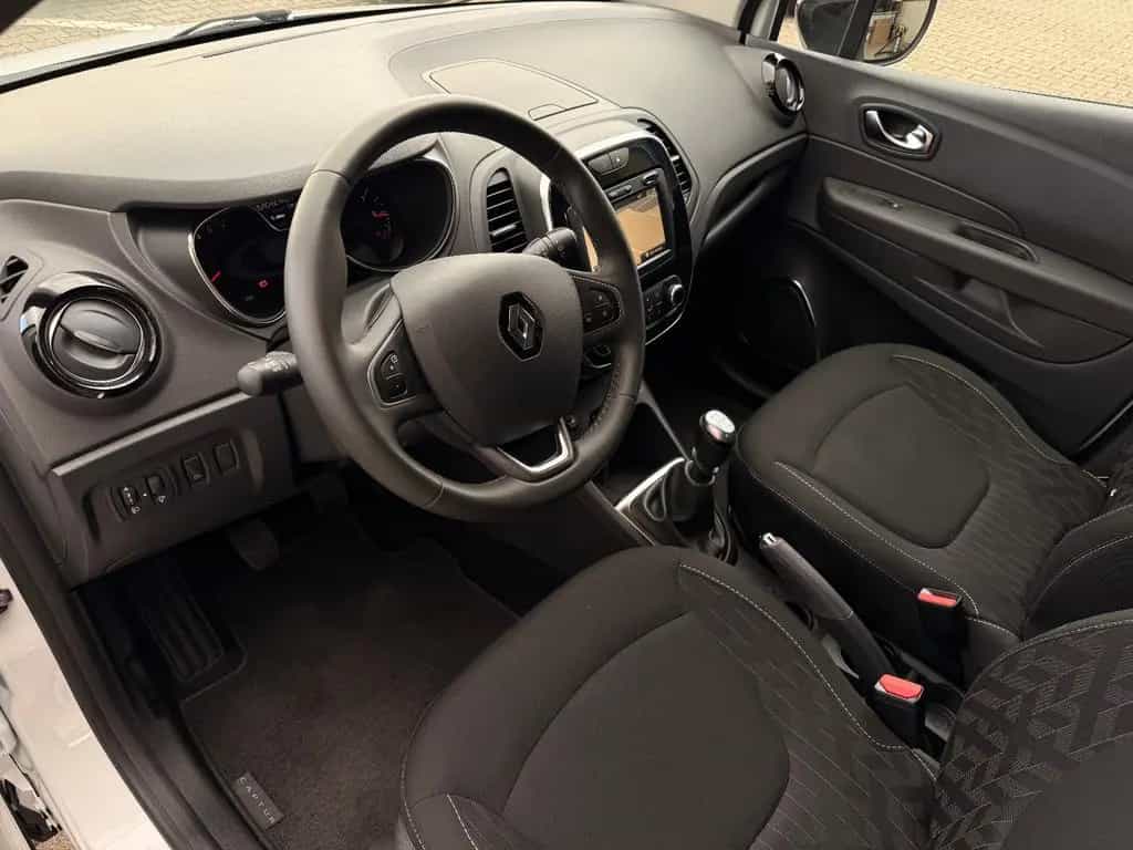 Renault Captur Limited/Navi/Tempomat/TÜV/PDC Hinten 09/2019-photo-6