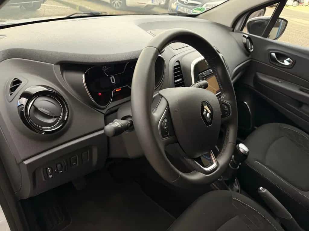 Renault Captur Limited/Navi/Tempomat/TÜV/PDC Hinten 09/2019-photo-7