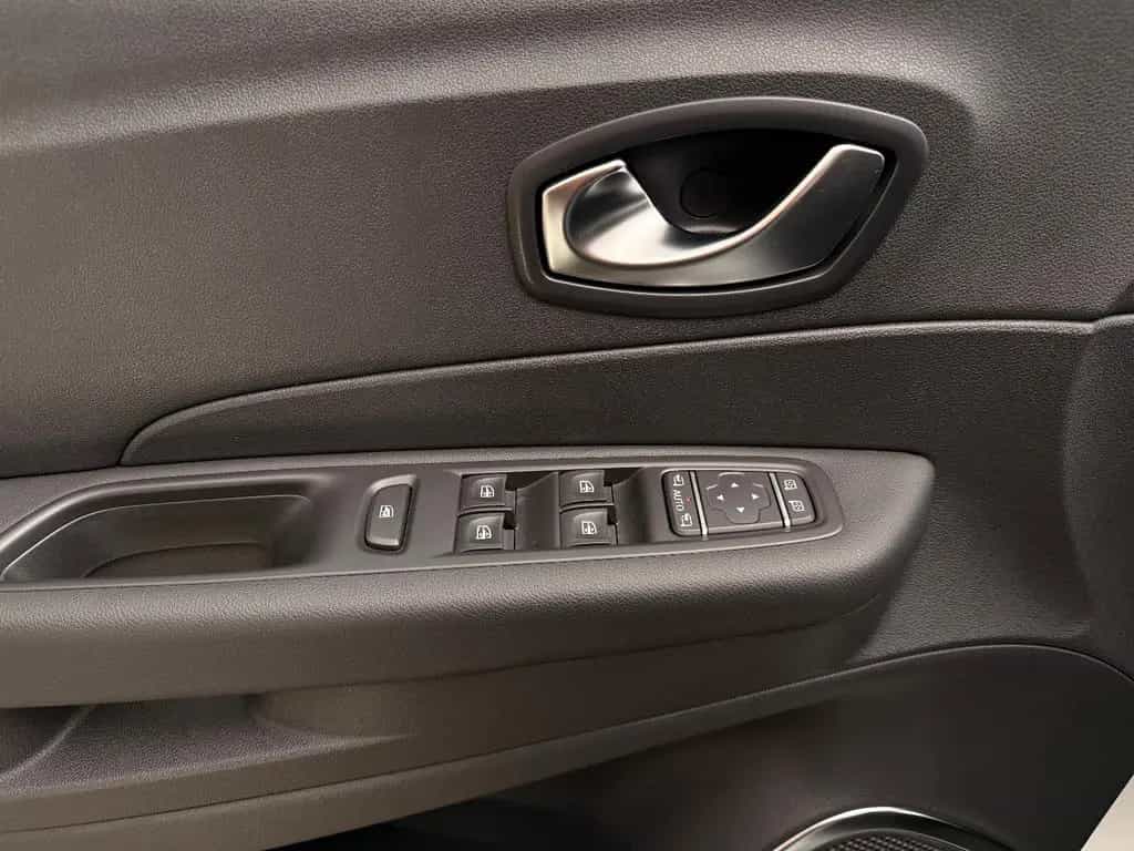 Renault Captur Limited/Navi/Tempomat/TÜV/PDC Hinten 09/2019-photo-8