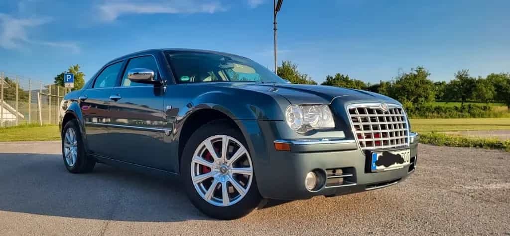 Chrysler 300C 3.5 V6 07/2004-photo-0