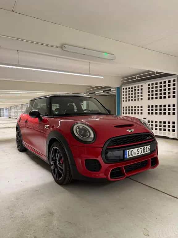 MINI John Cooper Works 08/2015-photo-1