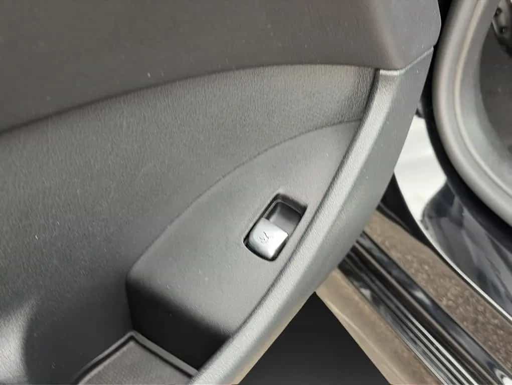 Mercedes-Benz E-Class 200 AMG Widescreen*Ambiente*Multibeam LED 03/2019-photo-25