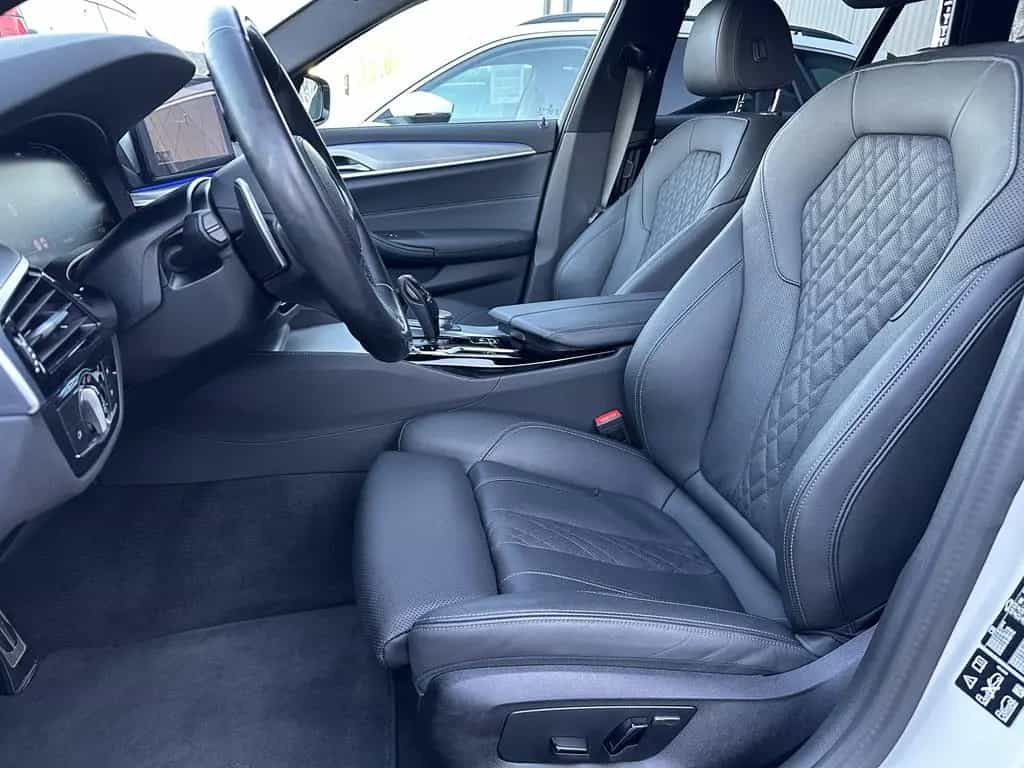 BMW 5 Series 520d Touring xDrive M-Sport NAV+LED+AHK+HEAD-UP 11/2022-photo-9