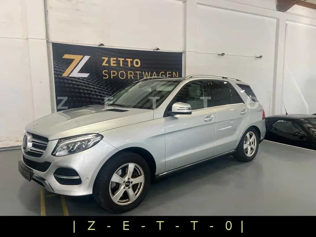 Mercedes-Benz GLE-Class 400 | 4Matic | Standheizung | AHK | LED | 02/2018-photo-0