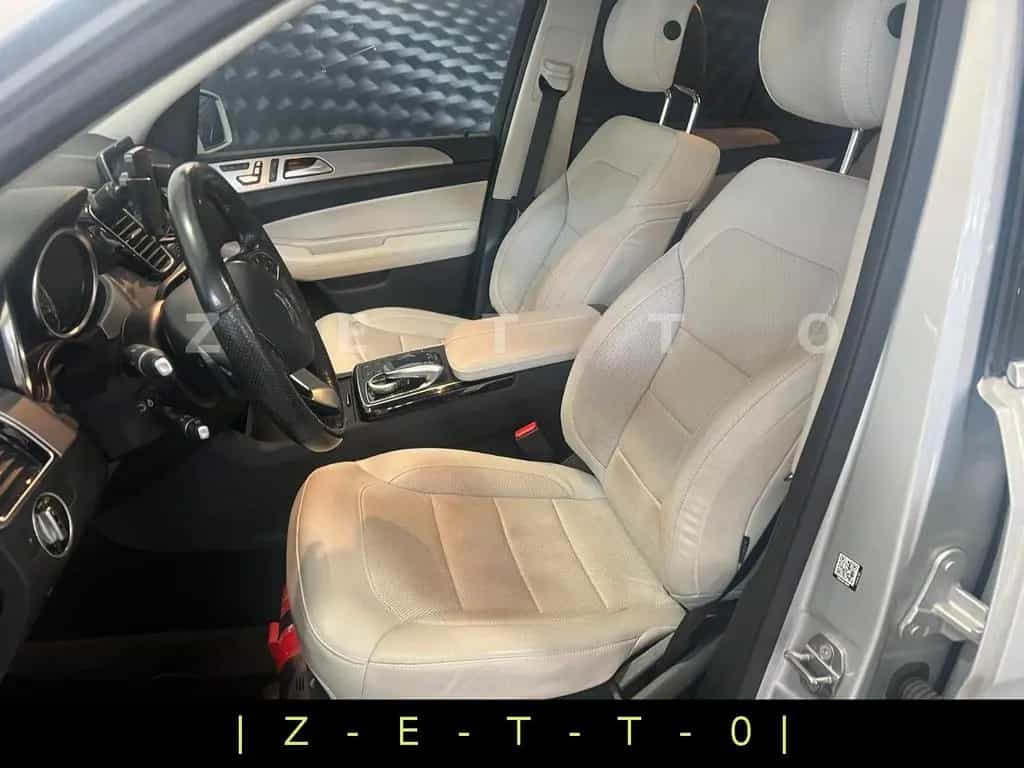Mercedes-Benz GLE-Class 400 | 4Matic | Standheizung | AHK | LED | 02/2018-photo-22