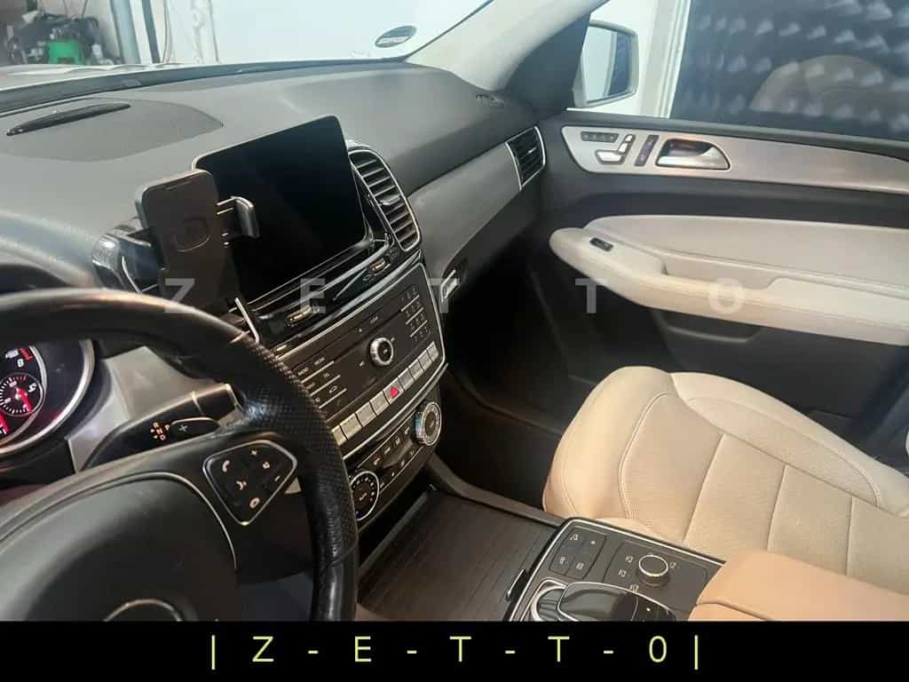 Mercedes-Benz GLE-Class 400 | 4Matic | Standheizung | AHK | LED | 02/2018-photo-9
