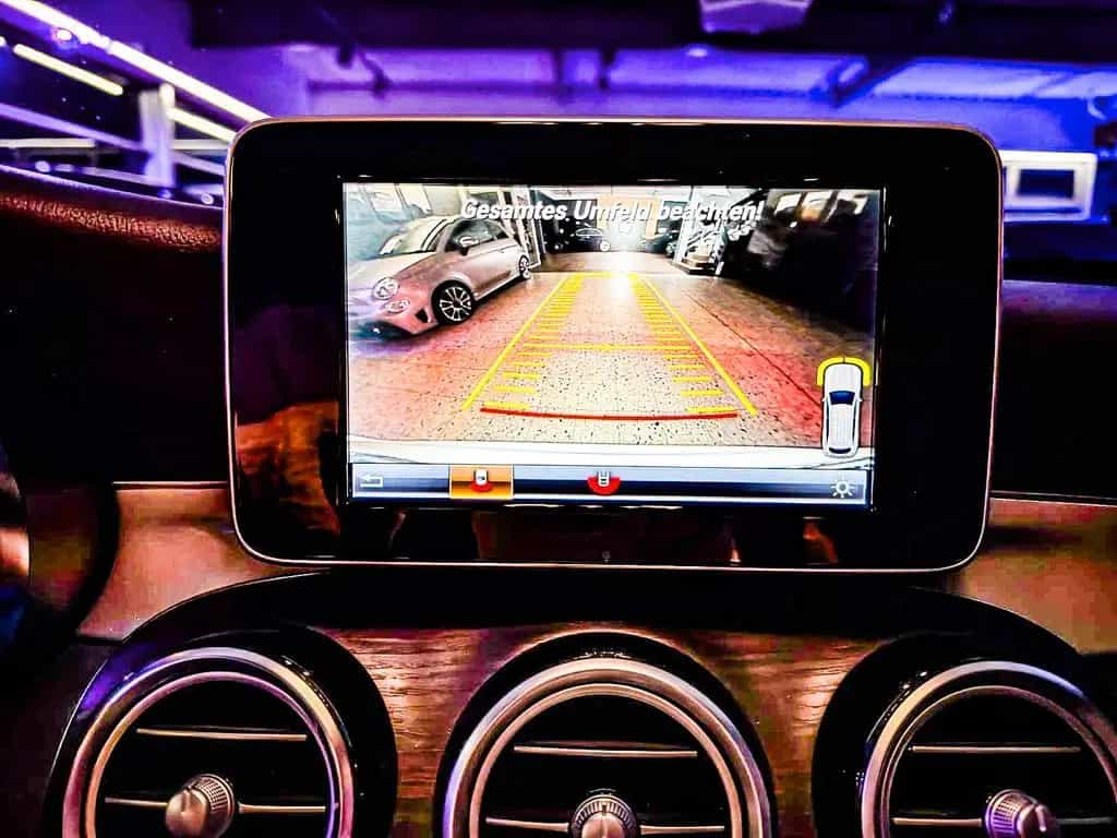Mercedes-Benz GLC-Class 250 4Matic*AMG*PANORAMA*BURMESTER*APPLE CARP 05/2018-photo-14