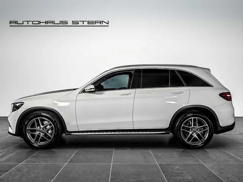 Mercedes-Benz GLC-Class 250 4Matic*AMG*PANORAMA*BURMESTER*APPLE CARP 05/2018-photo-23
