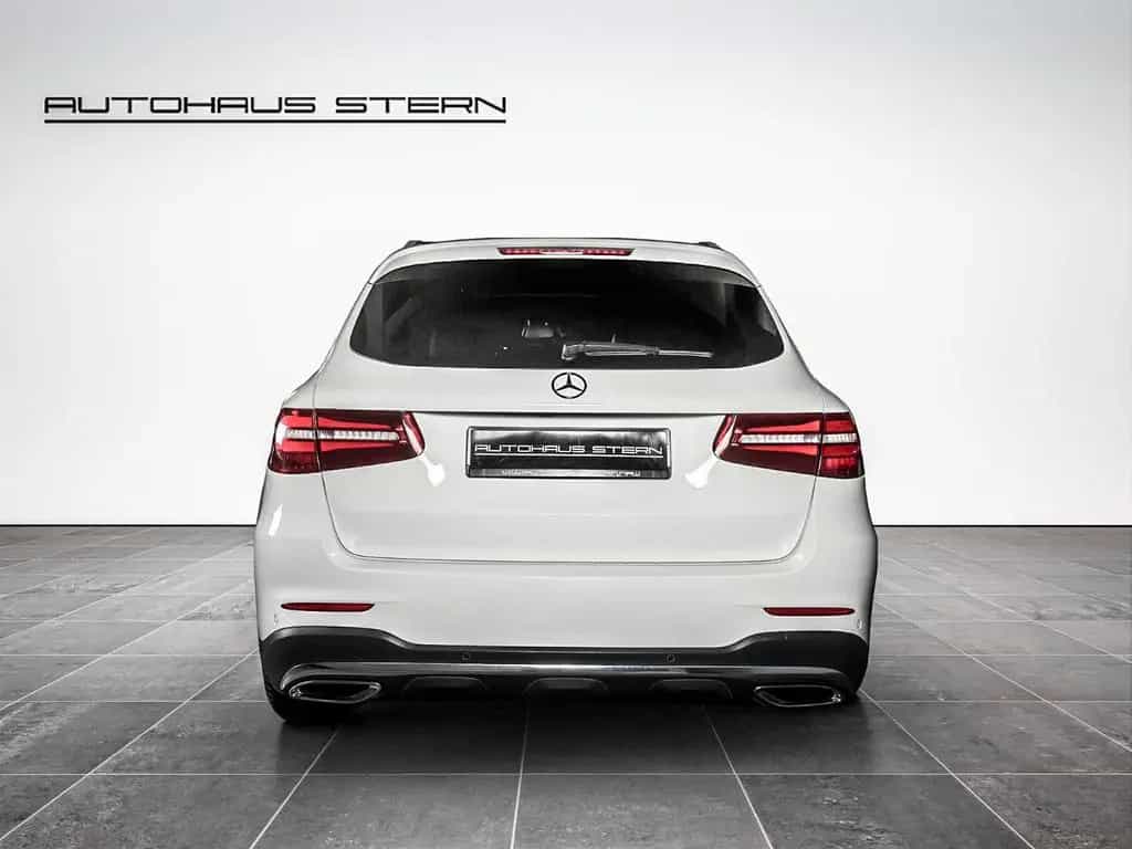 Mercedes-Benz GLC-Class 250 4Matic*AMG*PANORAMA*BURMESTER*APPLE CARP 05/2018-photo-25