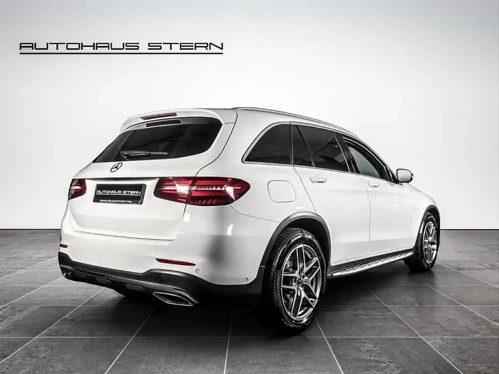 Mercedes-Benz GLC-Class 250 4Matic*AMG*PANORAMA*BURMESTER*APPLE CARP 05/2018-photo-29