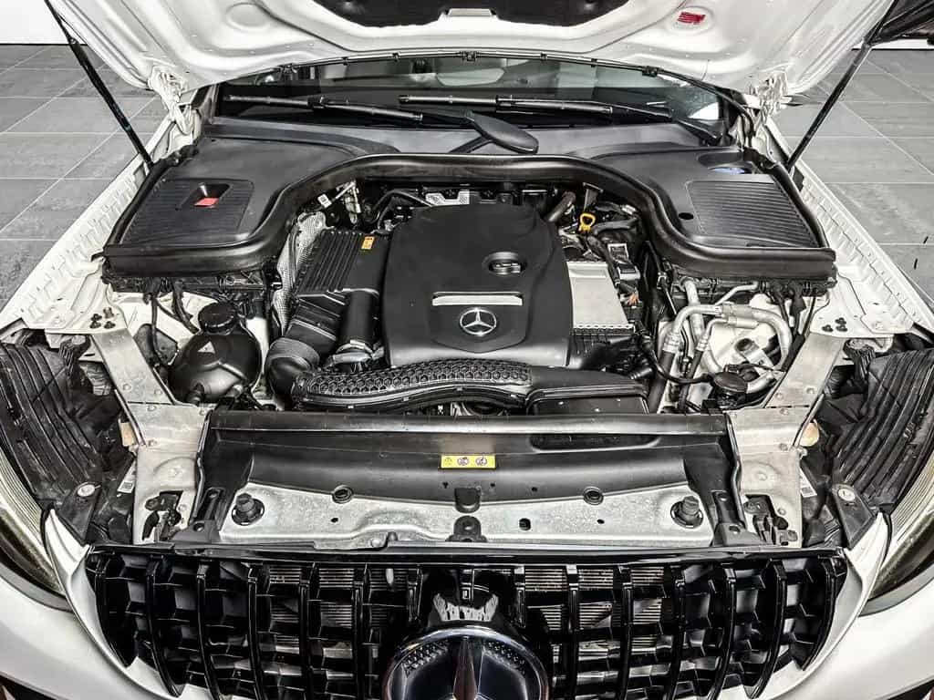 Mercedes-Benz GLC-Class 250 4Matic*AMG*PANORAMA*BURMESTER*APPLE CARP 05/2018-photo-3