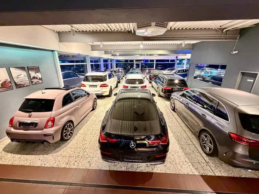 Mercedes-Benz GLC-Class 250 4Matic*AMG*PANORAMA*BURMESTER*APPLE CARP 05/2018-photo-33