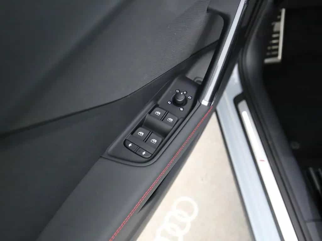 Audi SQ2 2.0 TFSI quattro S-tronic  LED Navi Leder AH 06/2025-photo-21