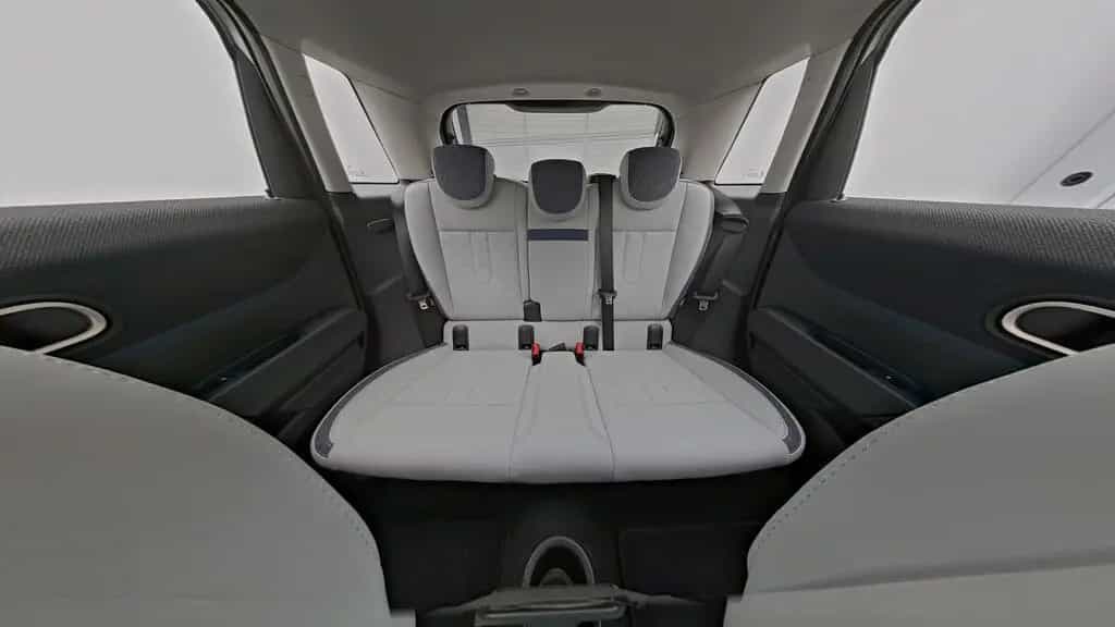 MINI Cooper C 5-Türer 04/2025-photo-13