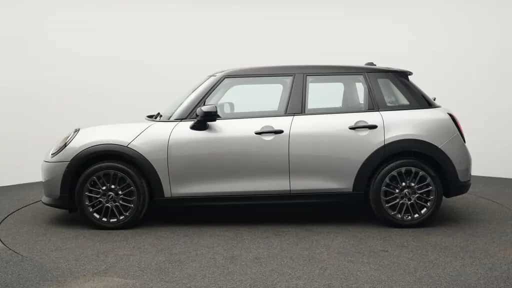 MINI Cooper C 5-Türer 04/2025-photo-3