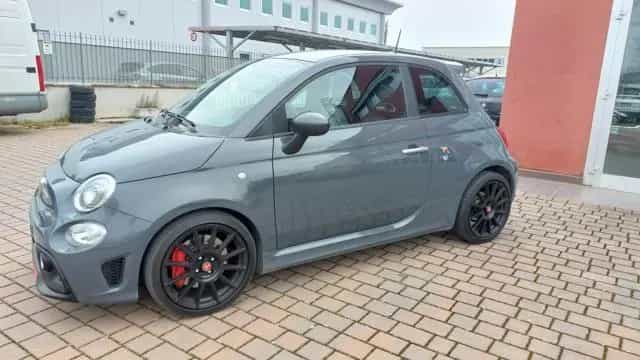 Abarth 695 695 1.4 Turbo T-Jet XSR Yamaha Limited Ed 08/2017-photo-1