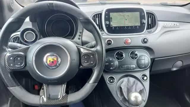 Abarth 695 695 1.4 Turbo T-Jet XSR Yamaha Limited Ed 08/2017-photo-10