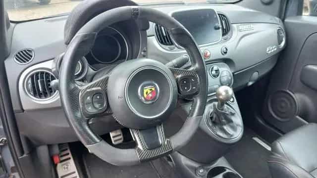 Abarth 695 695 1.4 Turbo T-Jet XSR Yamaha Limited Ed 08/2017-photo-9