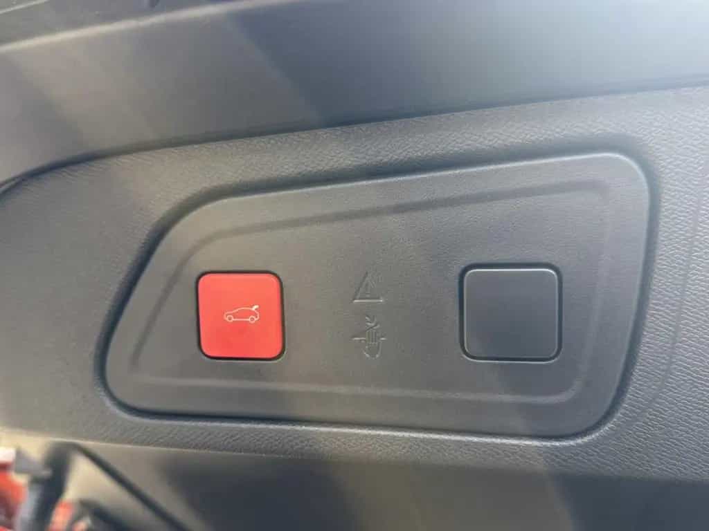 Citroën C5 Aircross 1,2 MildHybrid ë-Series Panoramaschi 01/2024-photo-13