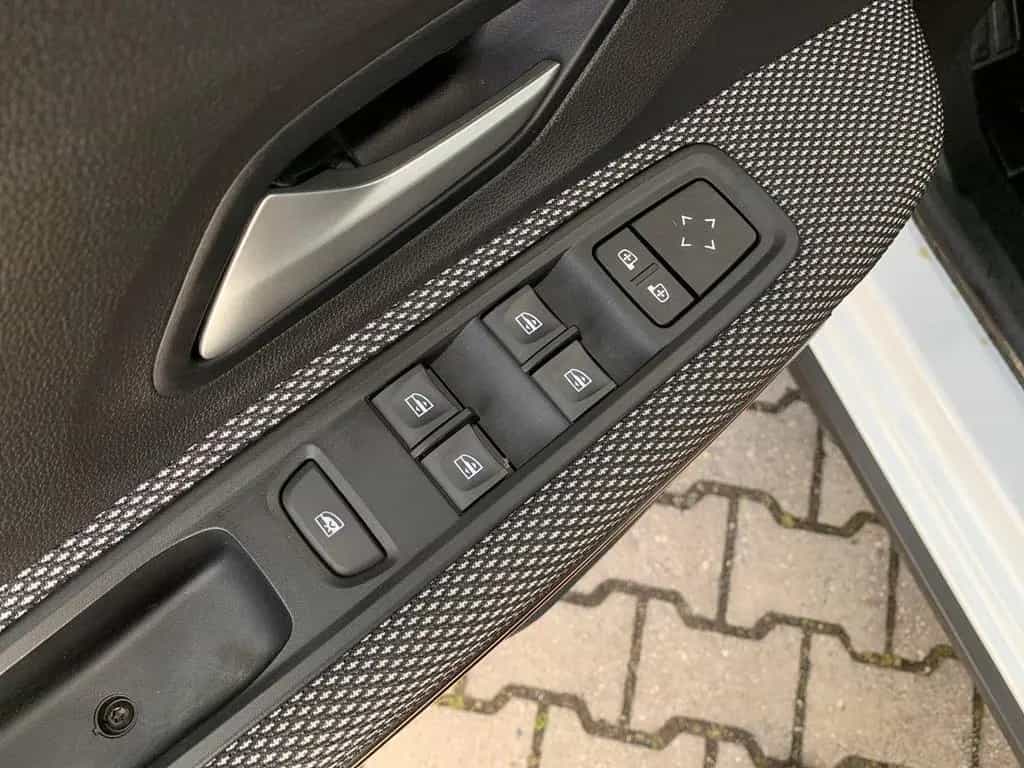 Dacia Sandero STEPWAY EXPRESSION 100 AHK+KLIMA+NAVI 02/2023-photo-19