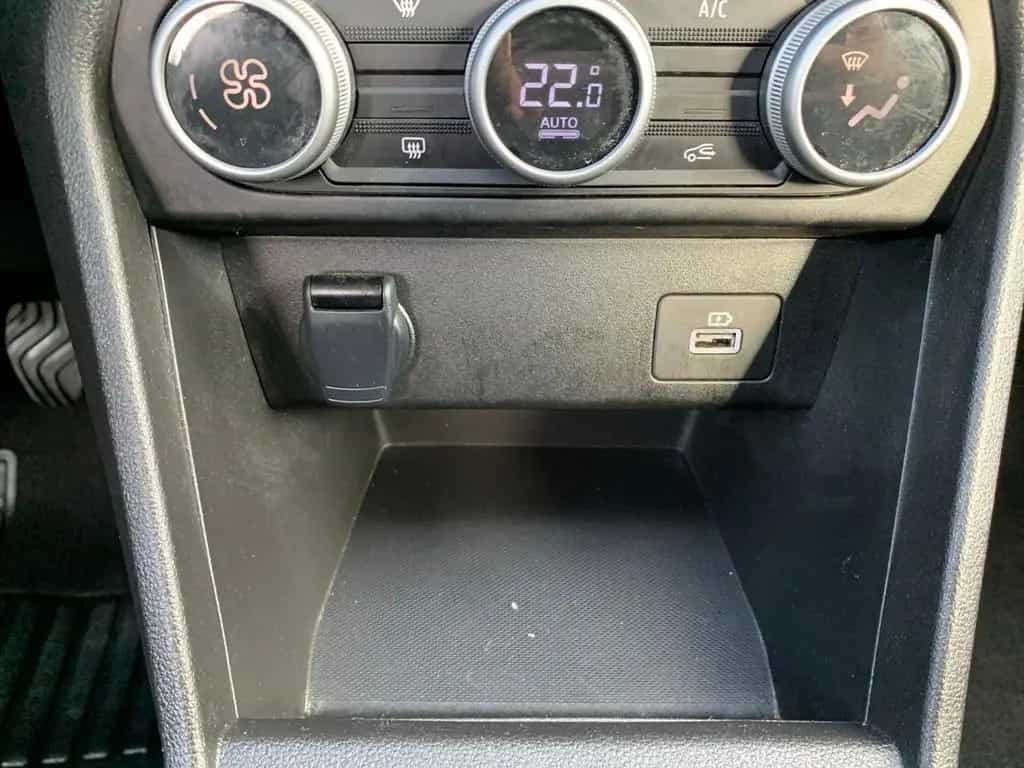 Dacia Sandero STEPWAY EXPRESSION 100 AHK+KLIMA+NAVI 02/2023-photo-32