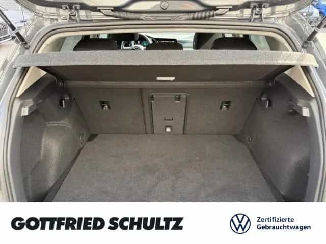 Volkswagen Golf 1.5 TSI LED NAV KAMERA SHZ ALLSEASON Life 01/2023-photo-9