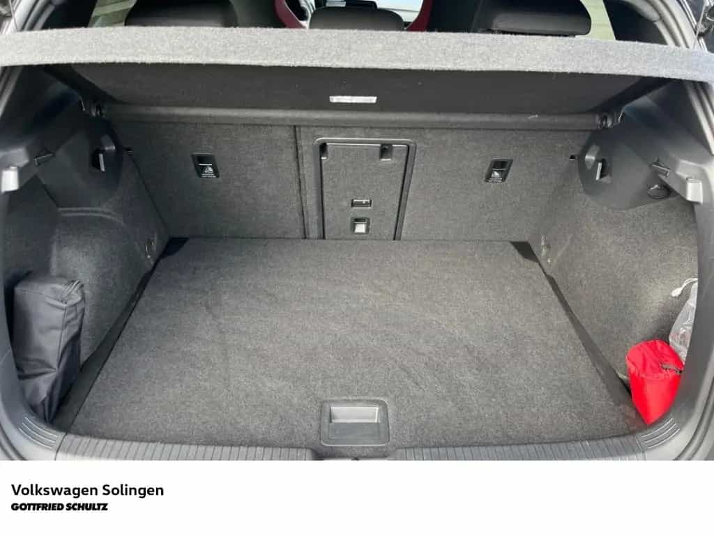 Volkswagen Golf GTI VIII 2.0 DSG   Navi   Kamera   LED-Plus 02/2023-photo-7