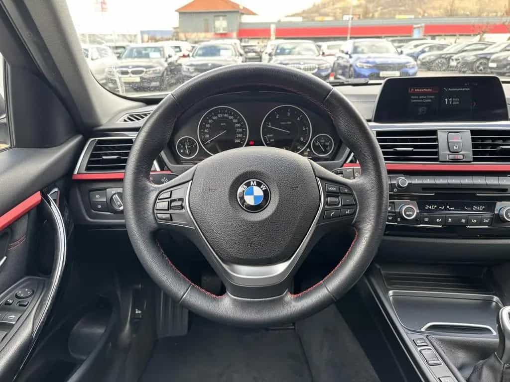 BMW 3 Series 318d Touring Sport Line LED Navi SHZ PDC Tempo 03/2018-photo-13