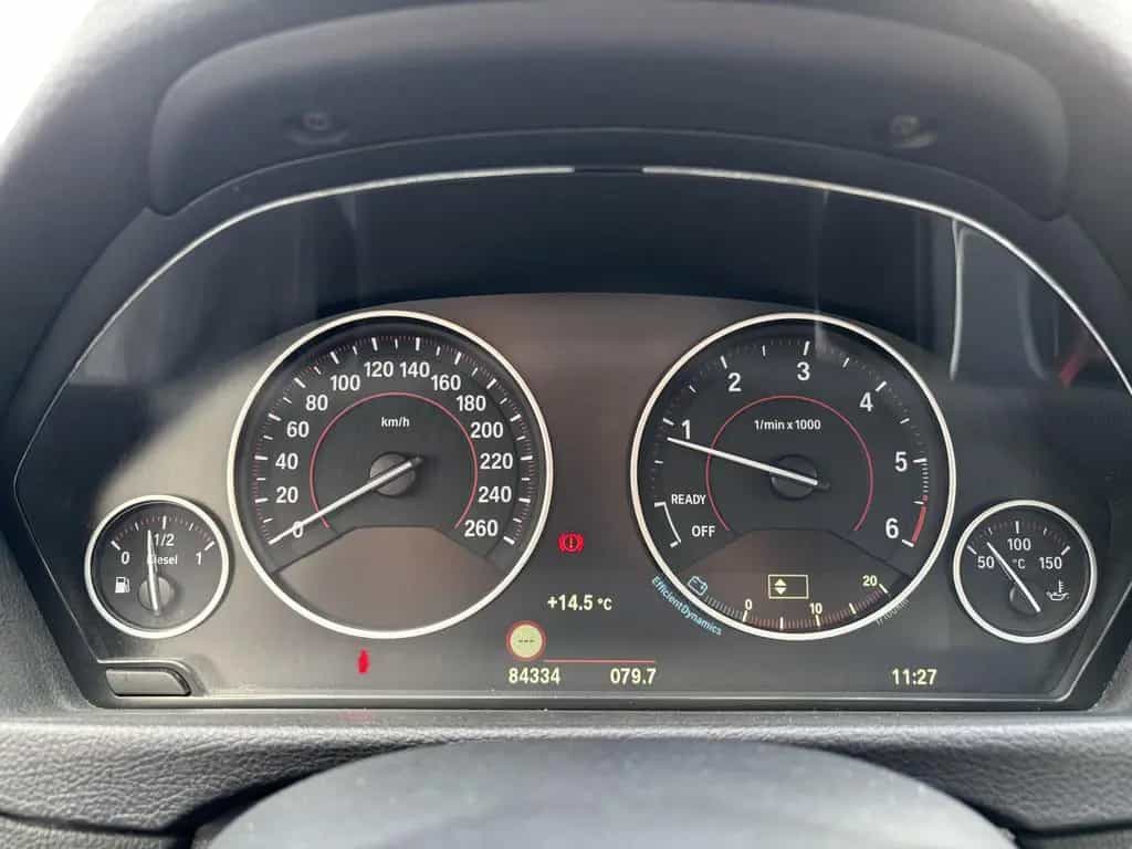 BMW 3 Series 318d Touring Sport Line LED Navi SHZ PDC Tempo 03/2018-photo-14
