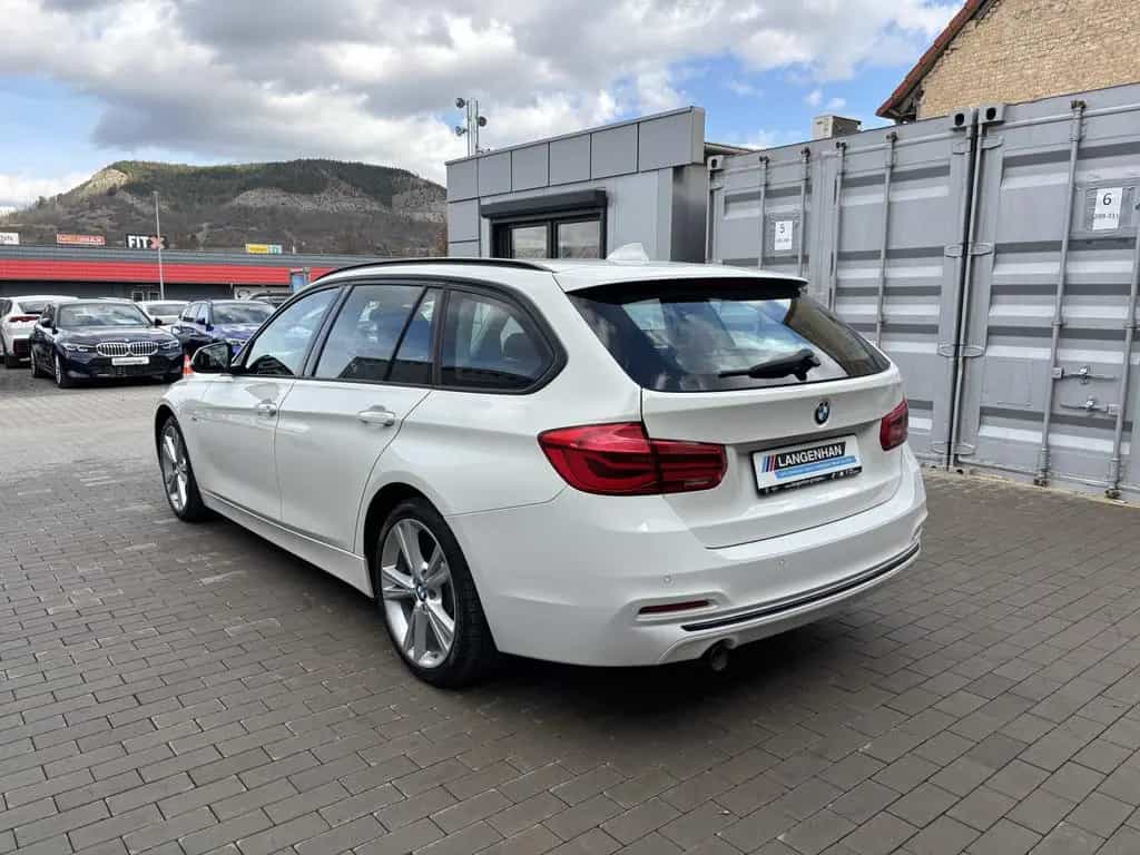 BMW 3 Series 318d Touring Sport Line LED Navi SHZ PDC Tempo 03/2018-photo-5