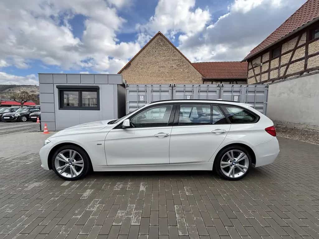 BMW 3 Series 318d Touring Sport Line LED Navi SHZ PDC Tempo 03/2018-photo-6