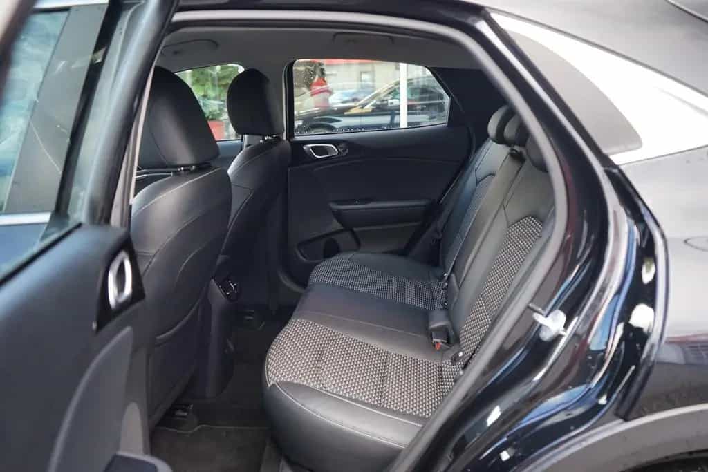 Kia XCeed 1.5 T-GDI Aut. LED Navi Kamera Sitzheizung 11/2022-photo-31