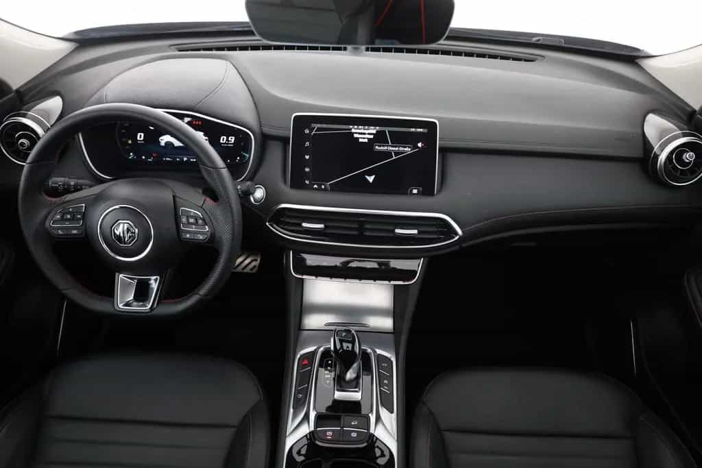 MG HS 1.5 T-GDI Luxury Aut. LED ACC Navi 360° Pano 03/2024-photo-8