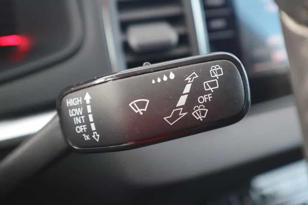 Skoda Karoq 1.5 TSI Tour DSG LED Navi ACC Sitzheizung 10/2022-photo-15