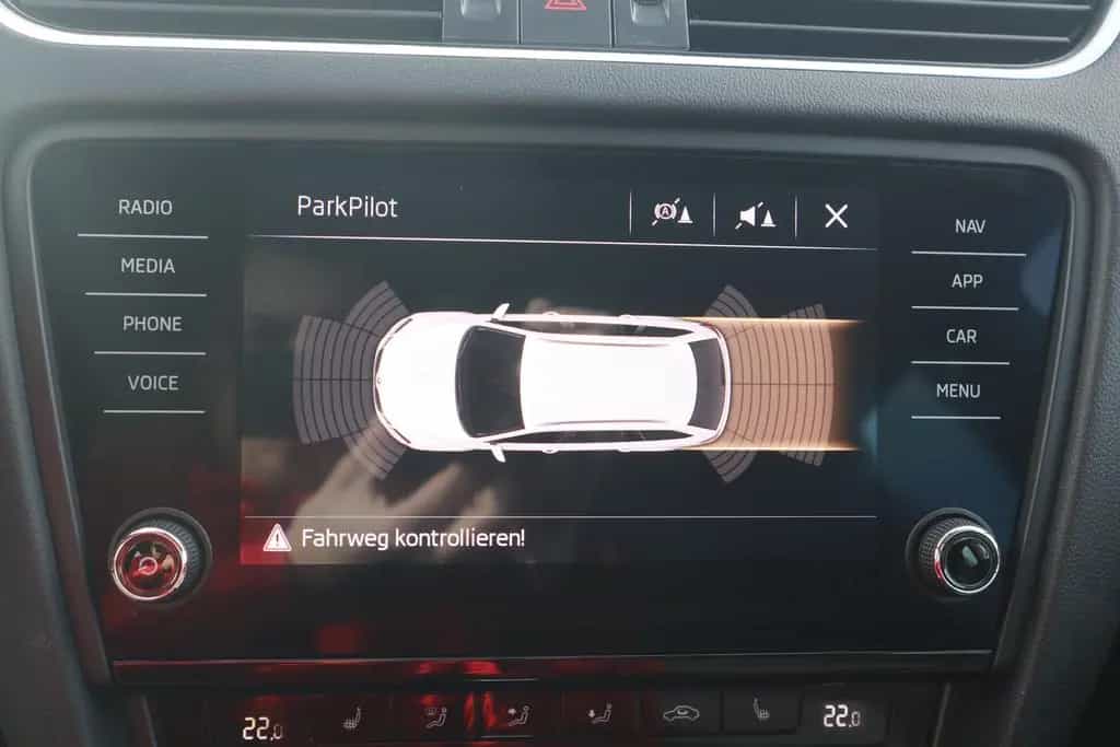 Skoda Octavia Combi 1.5 TSI Soleil LED Navi Tempomat 11/2020-photo-25