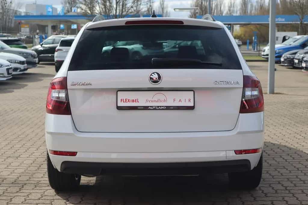 Skoda Octavia Combi 1.5 TSI Soleil LED Navi Tempomat 11/2020-photo-3