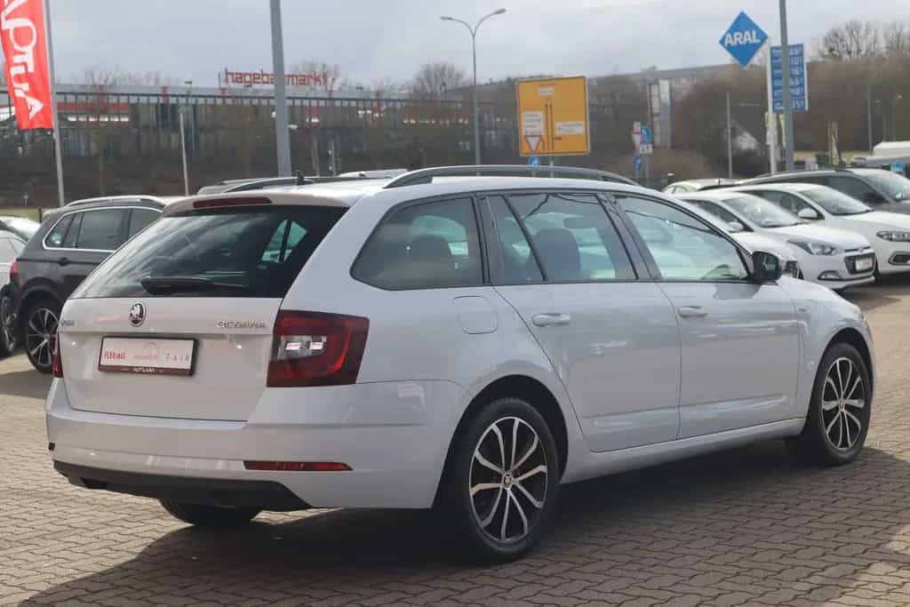 Skoda Octavia Combi 1.5 TSI Soleil LED Navi Tempomat 11/2020-photo-4