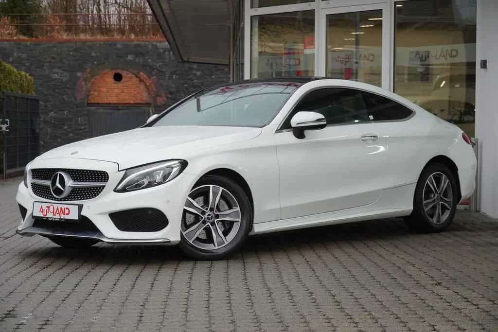 Mercedes-Benz C-Class 4Matic AMG Line Navi Totwinkel Head-Up LED 04/2018-photo-1