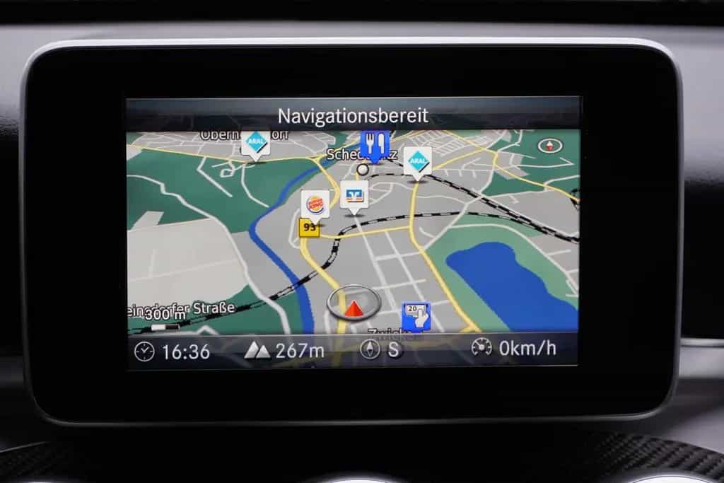 Mercedes-Benz C-Class 4Matic AMG Line Navi Totwinkel Head-Up LED 04/2018-photo-20
