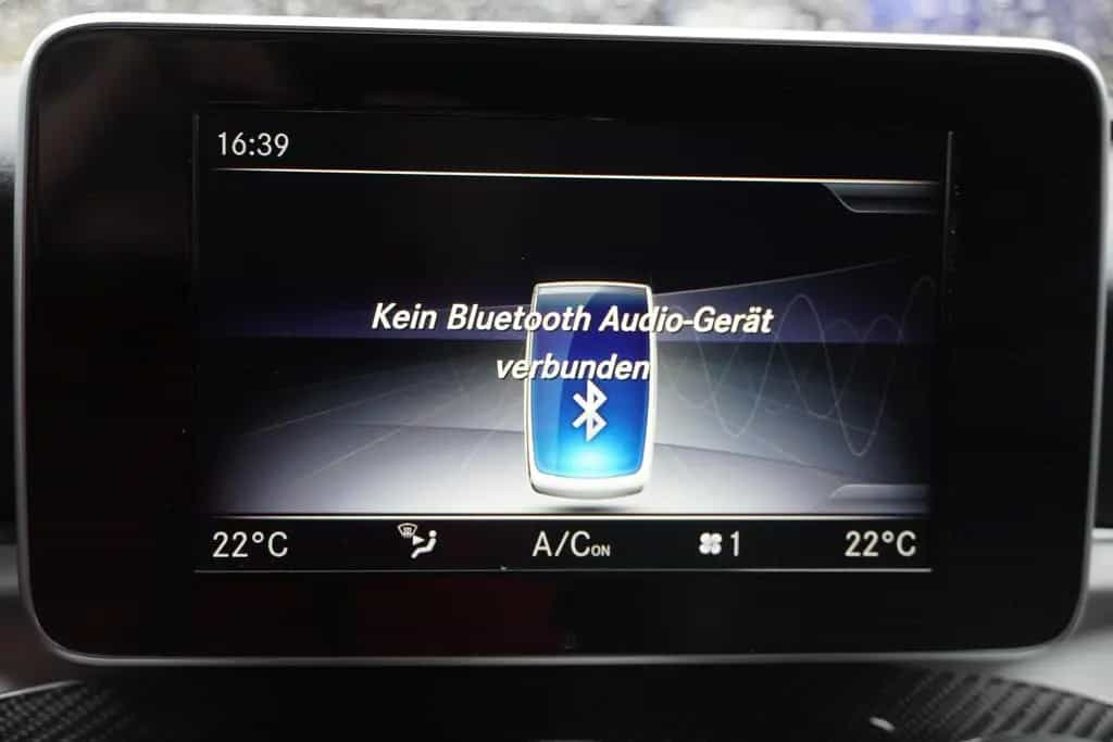 Mercedes-Benz C-Class 4Matic AMG Line Navi Totwinkel Head-Up LED 04/2018-photo-22