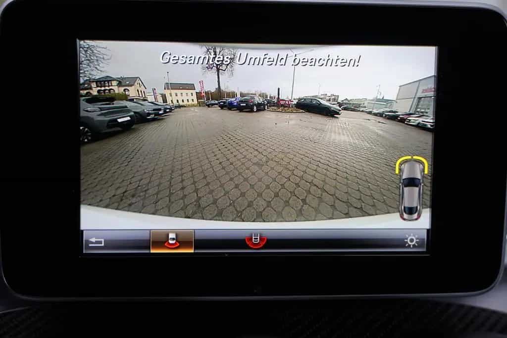 Mercedes-Benz C-Class 4Matic AMG Line Navi Totwinkel Head-Up LED 04/2018-photo-23