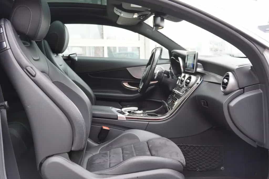 Mercedes-Benz C-Class 4Matic AMG Line Navi Totwinkel Head-Up LED 04/2018-photo-29