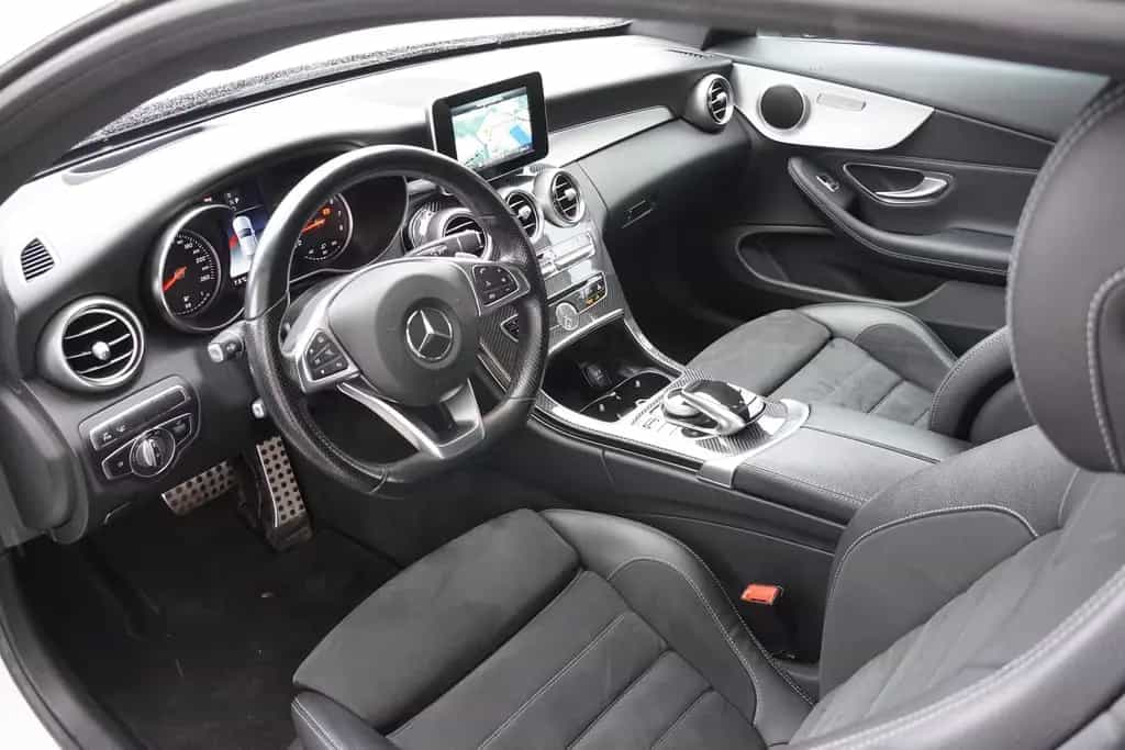 Mercedes-Benz C-Class 4Matic AMG Line Navi Totwinkel Head-Up LED 04/2018-photo-8