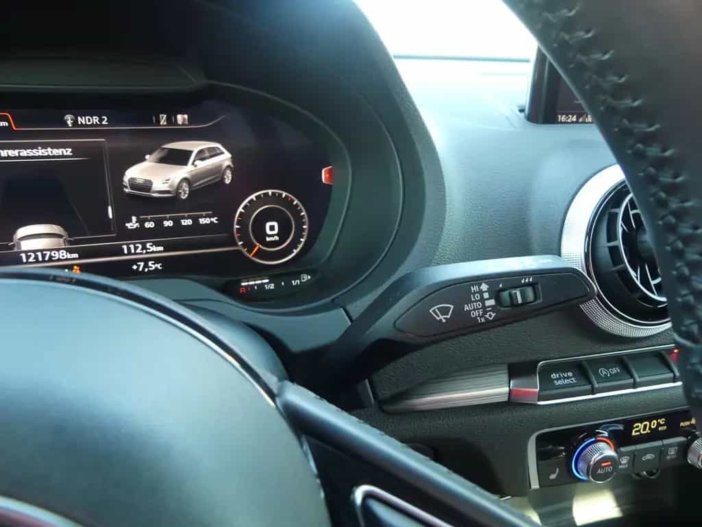 Audi A3 Sportback 1.4 TFSI LED Virtual ACC Sitzheizun 02/2017-photo-26