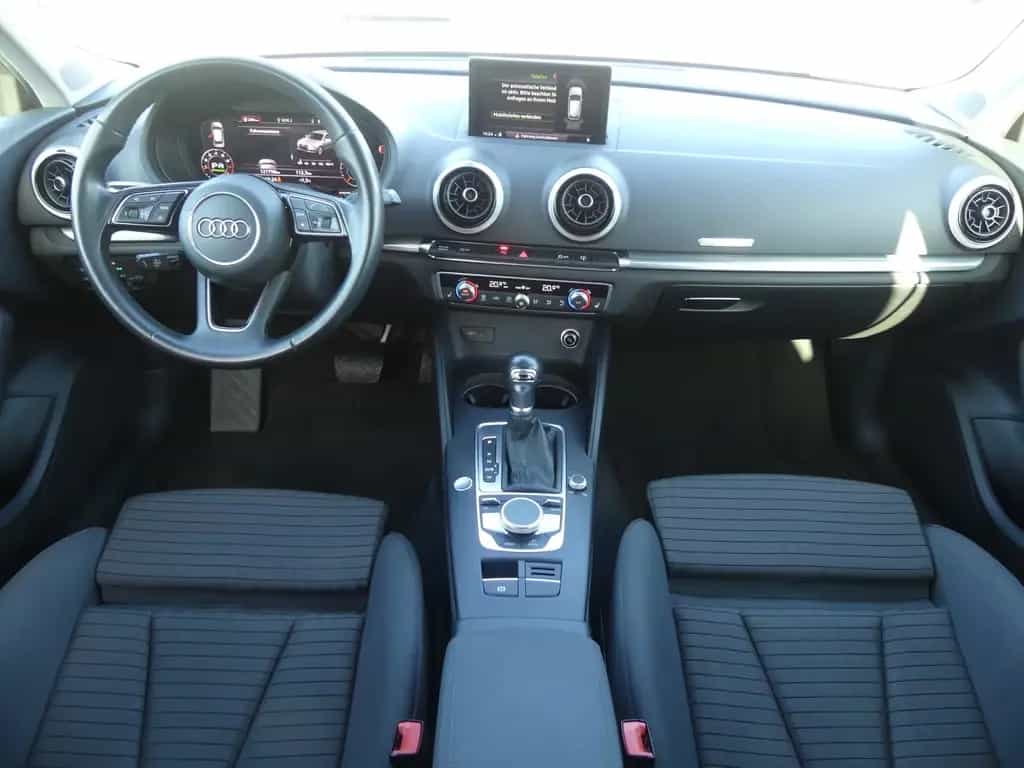 Audi A3 Sportback 1.4 TFSI LED Virtual ACC Sitzheizun 02/2017-photo-9