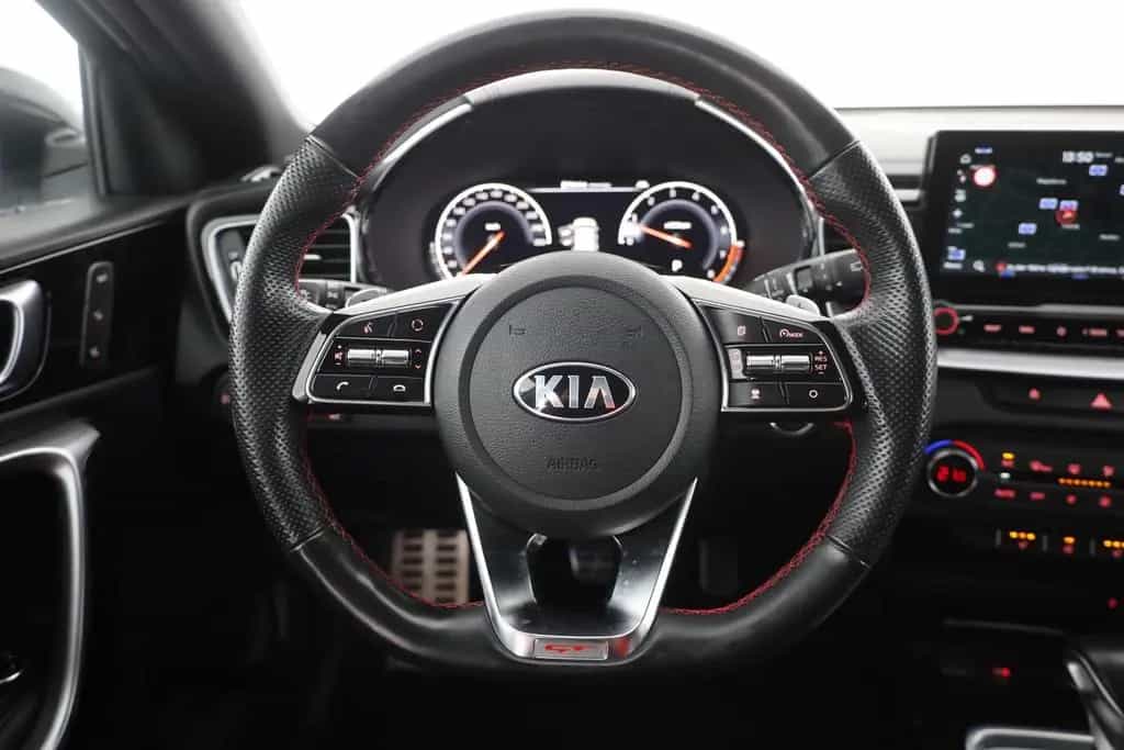 Kia ProCeed 1.6 T-GDI DCT GT Virtual Cockpit Kamera 10/2019-photo-13