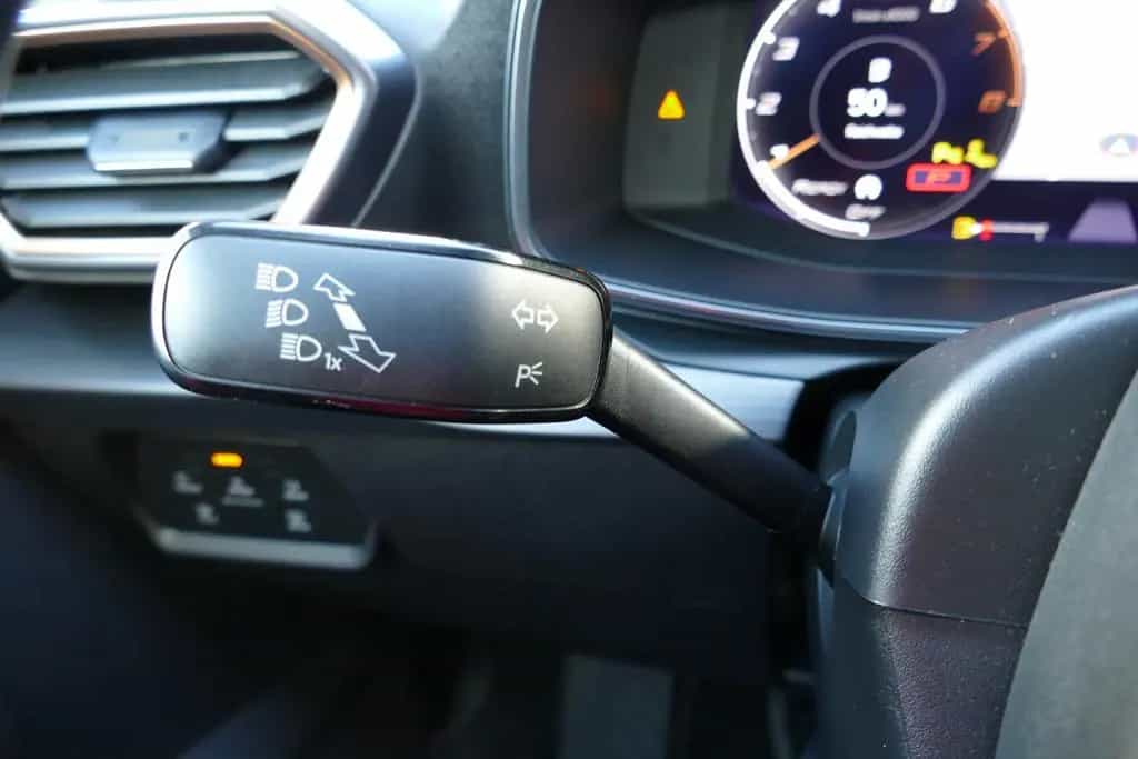 Cupra Formentor 1.5 LED Navi ACC Totwinkel Sitzheizung 02/2021-photo-10
