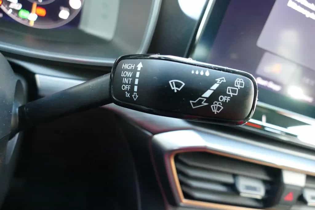 Cupra Formentor 1.5 LED Navi ACC Totwinkel Sitzheizung 02/2021-photo-11