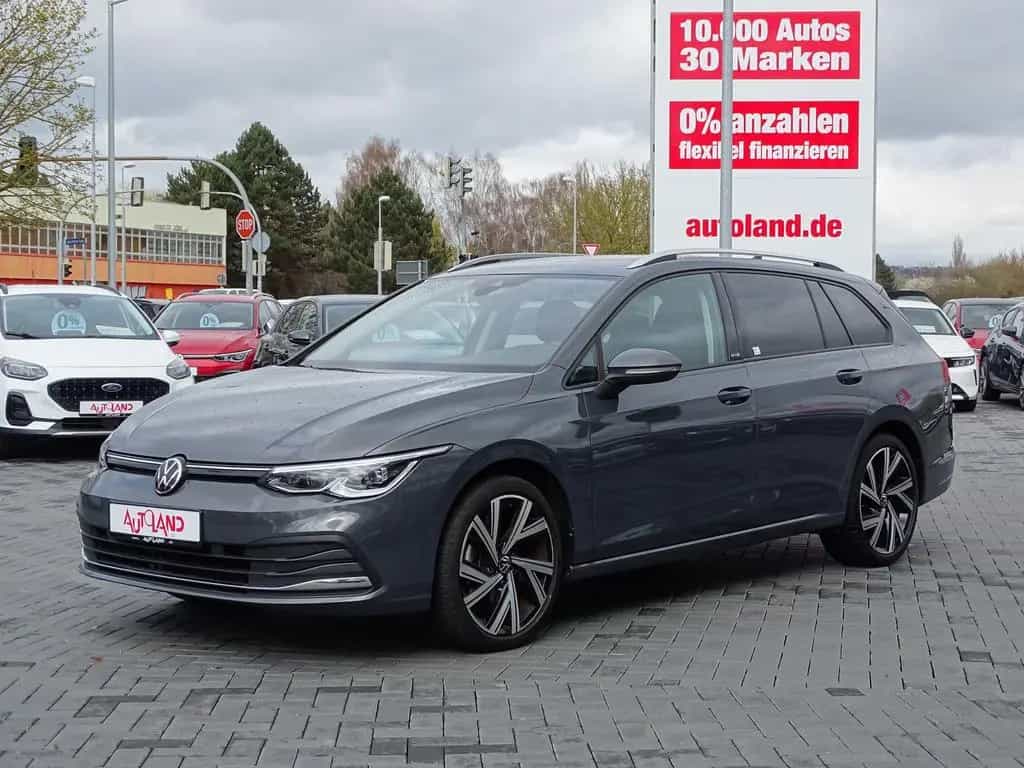 Volkswagen Golf VIII Variant 1.5 TSI Active LED Sitzheizung 12/2022-photo-0